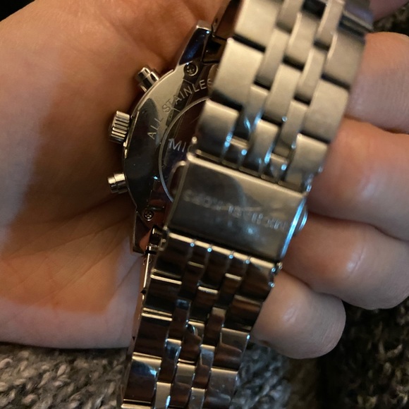 Michael Kors watch - Picture 11 of 11